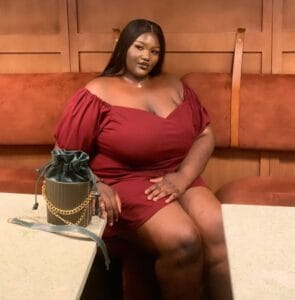 Read more about the article Amina from Coast currently in Nairobi in need of a sweet young man who knows how to work it