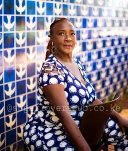 Read more about the article Brenda, 45 years old, single from Nakuru. I am looking for a quick hookup with a guy from any place